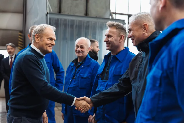 Dawne hale Rafako zmienią się w fabrykę komponentów dla polskiej armii