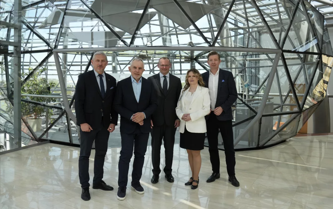Politechnika Warszawska uruchamia MBA Energy Transformation we współpracy z PSE