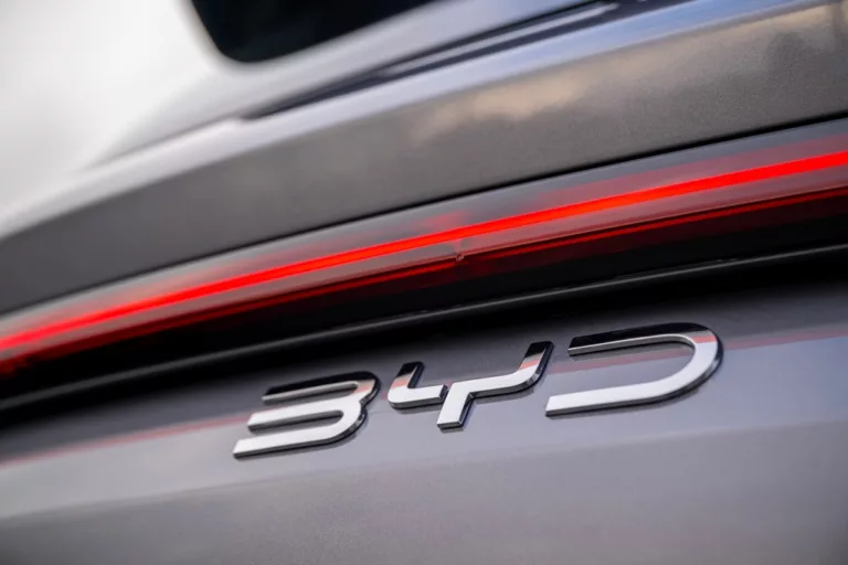 Eksport BYD osiągnął rekordowy poziom. Sprzedaż w Chinach pod presją