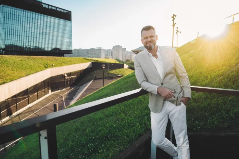 Rozwój osobisty w czasach niepewności – jak działać, gdy świat się zmienia?